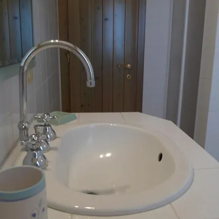 Casa Molara בית נופש סאן תאודורו